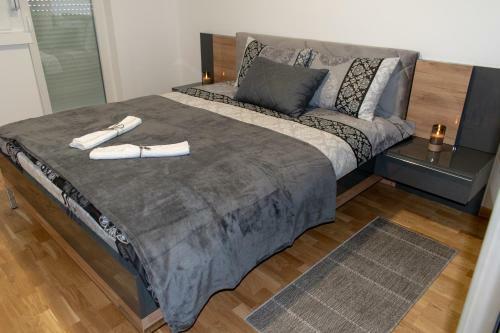 Grej Apartman