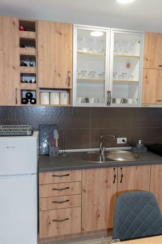 Grej Apartman