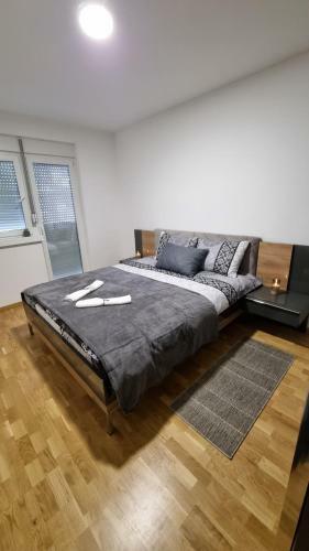 Grej Apartman