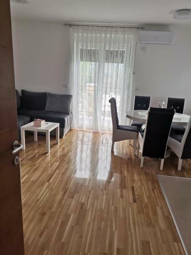 Apartmani Ceperkovic