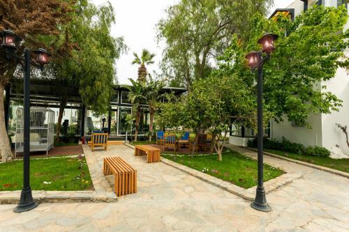 Charm Beach Hotel
