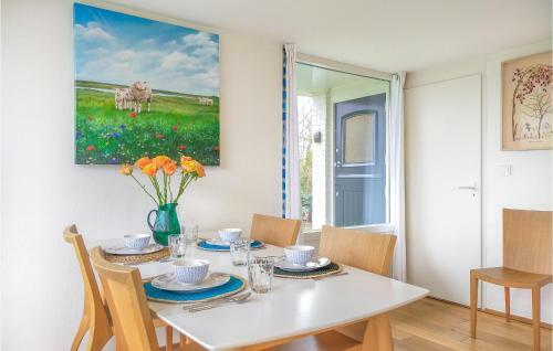 Awesome Home In Brouwershaven With Wifi And 3 Bedrooms