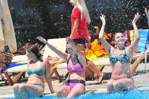 Asrin Beach Hotel
