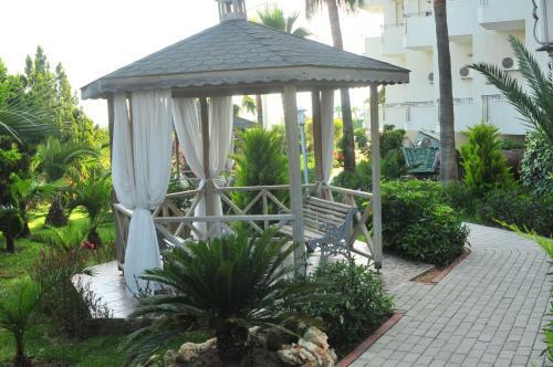 Asrin Beach Hotel