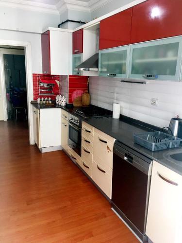 Antalya Luxury Apartment In Lara