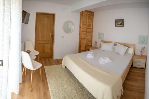 Hostal Poiana Brazilor