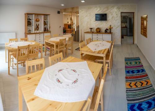 Hostal Poiana Brazilor