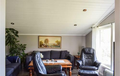 Awesome Home In Farsund With 3 Bedrooms