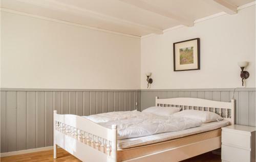Awesome Home In Farsund With 3 Bedrooms