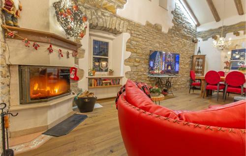 Awesome Home In Kozina With 2 Bedrooms