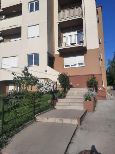 Belmir Apartment