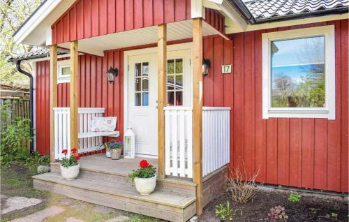 Stunning Home In Borgholm W/ Wifi And 3 Bedrooms
