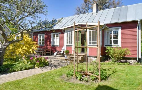 Amazing Home In Borgholm With Wifi And 2 Bedrooms