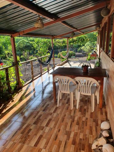 Finca De Carlos Simba�a