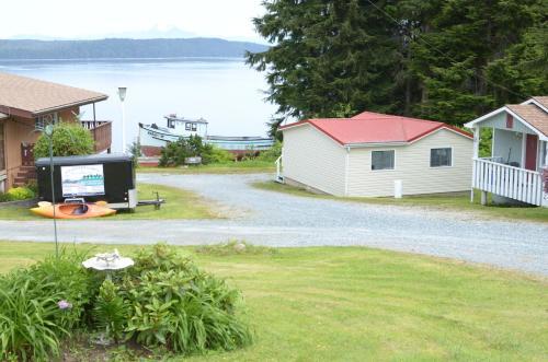 Lodge Alert Bay Resort