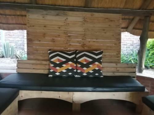 Hostal Birdville Bnb Guesthouse