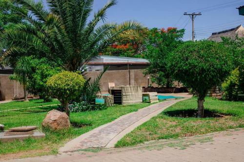 Hostal Birdville Bnb Guesthouse