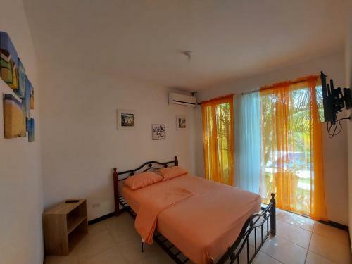 Hermosa Casa De Playa En Bejuco