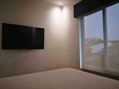 Spacious And Nice House Near Airport