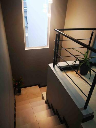 Spacious And Nice House Near Airport