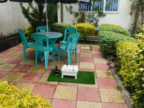 Hostal Avi Guest House