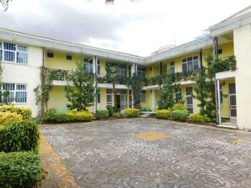 Hostal Avi Guest House