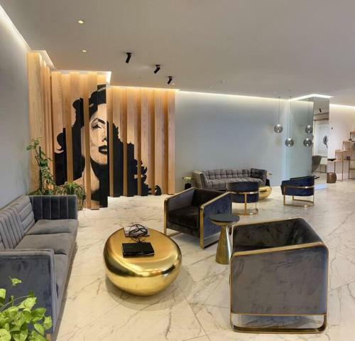 Cristal Home. Apartamento Con Piscina