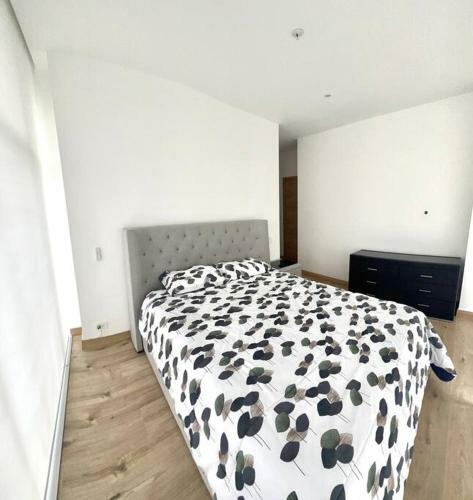 Cristal Home. Apartamento Con Piscina