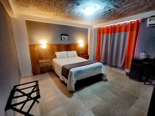 Hotel & Suites Guacamaya