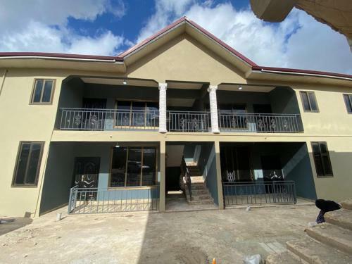 Crescent Apartment