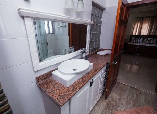 Apartamento Henlesby Enterprises (henry's Court)