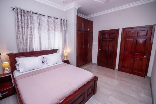 Apartamento Henlesby Enterprises (henry's Court)
