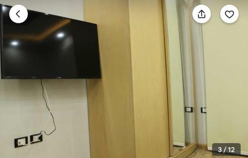 Luxurious Private Room In A Very Decent Apartment