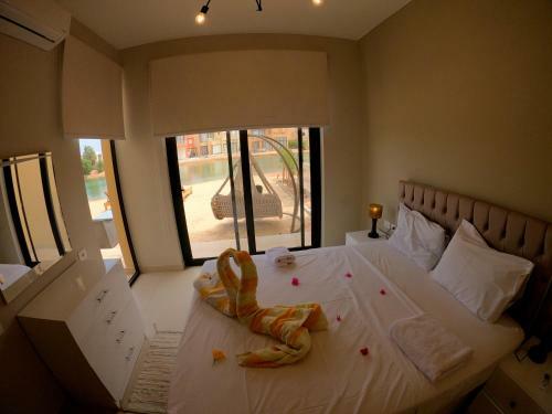 Luxury 3 Bedrooms Town House