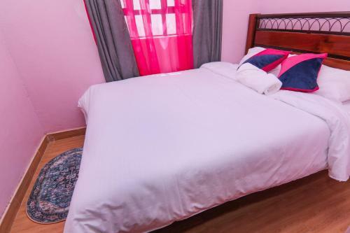 Serenity Homes- Cosy Apartment
