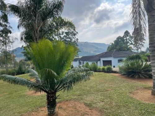 Apartamento Boikhutsong House