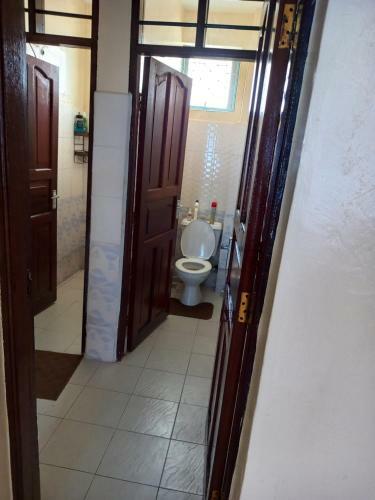 Private Ensuite Room Behind City Mall In Nyali