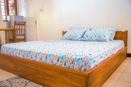 Specious Masaki Apartment