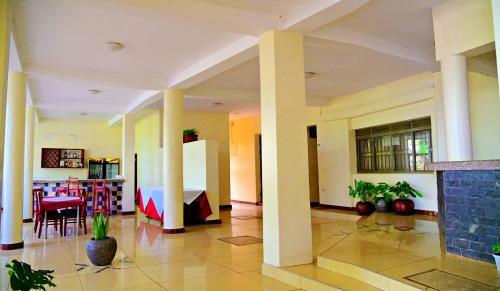 Lakefront Hotel Entebbe