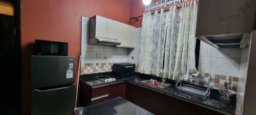 Malachite Apartment 11