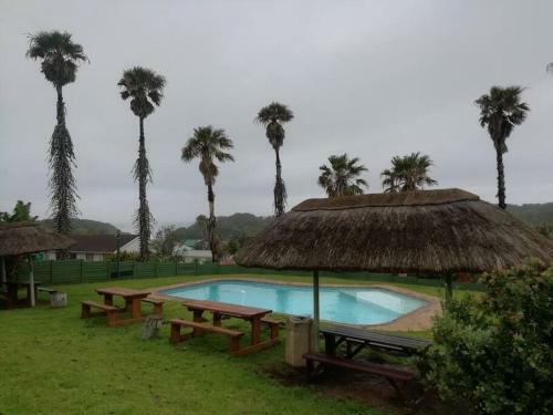 Charlotte's Web - Beach Cottage - Queensberry Bay