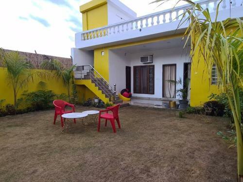 Villa Kartik Homes Cheerful 2-bedrooms Cottage With Refreshing View
