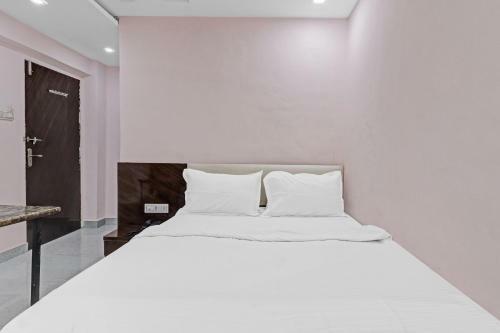 Hotel Collection O 89074 Ananta Lodging Boarding