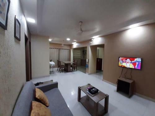 Maxxvalue - Service Apartment Marol