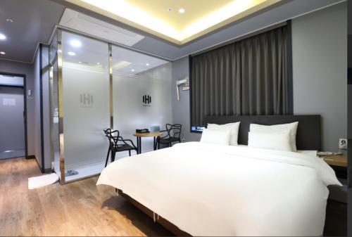 Hotel ????