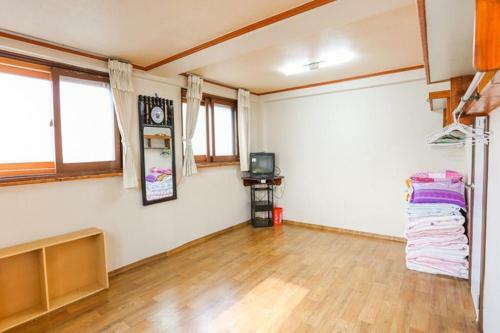 Hostal Samcheongdong Korea Guesthouse