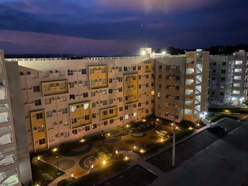 Apartamento Entire 2br Condo Unit@8 Spatial Condominium