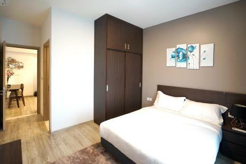 Apartamento The First Stay Hotel