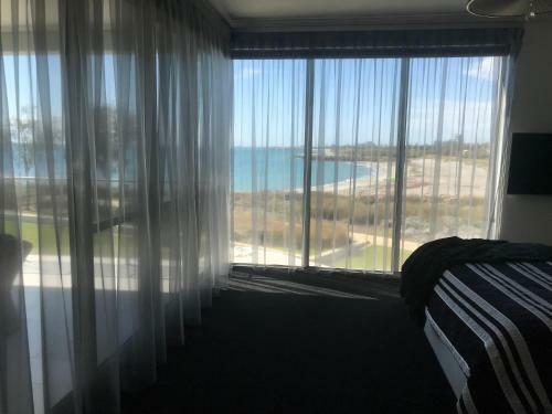 Family Beachside Luxury