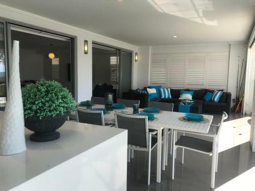 Family Beachside Luxury